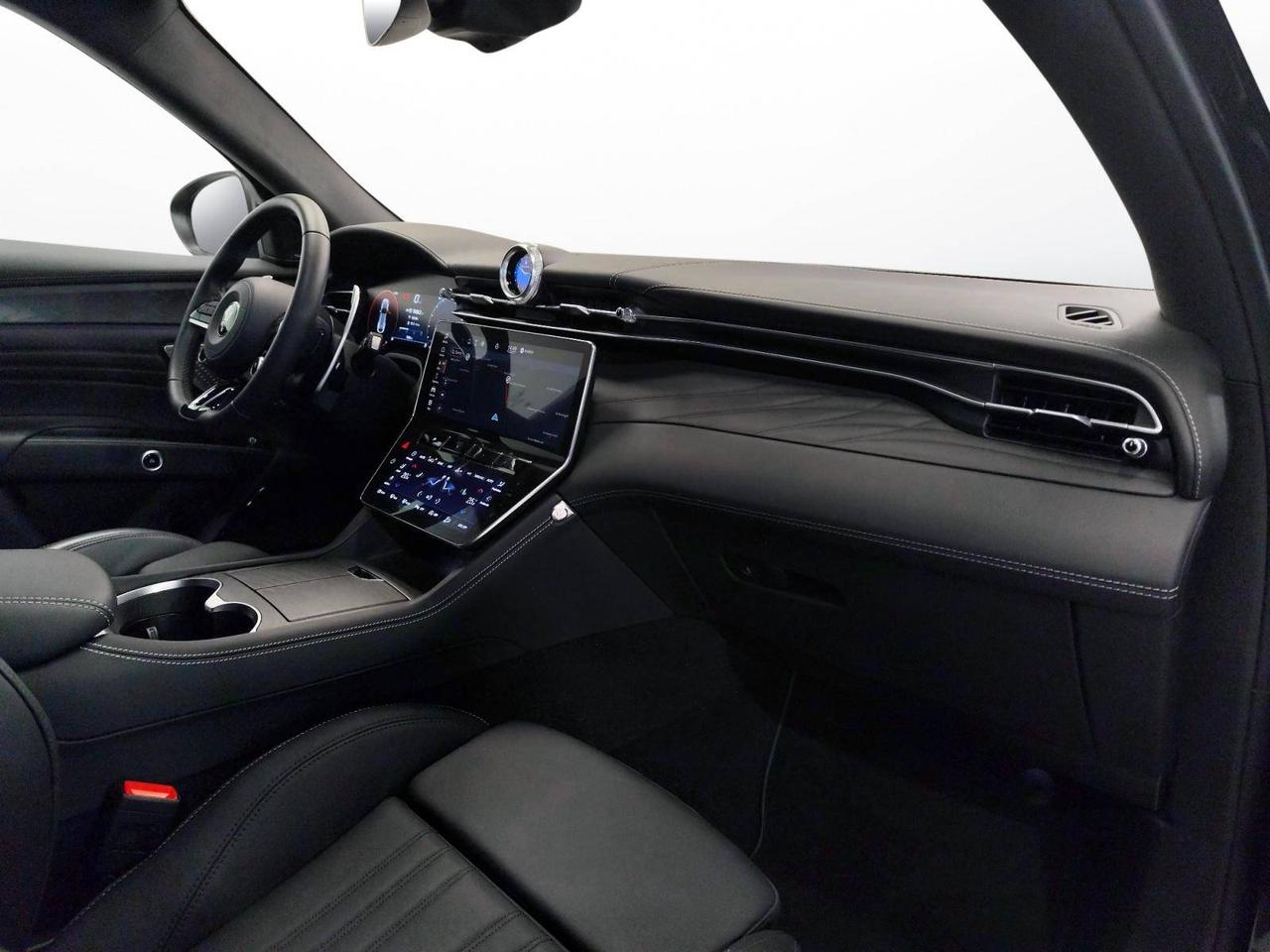 Maserati Grecale Modena 330cv