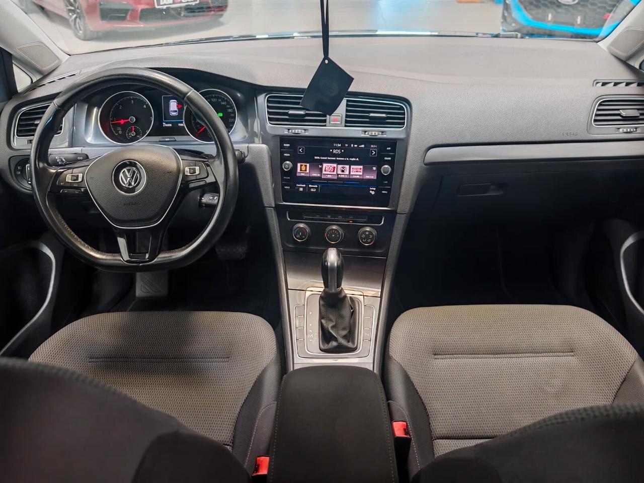 Volkswagen Golf Variant 1.6 TDI 115 CV DSG Executive BlueMotion Tech.