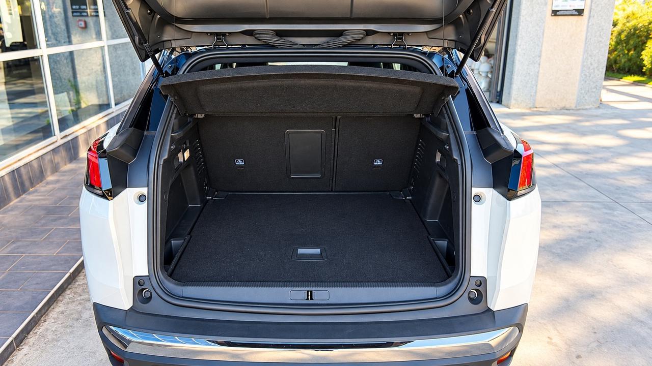 Peugeot 3008 2.0 bluehdi GT s&s 180cv eat6