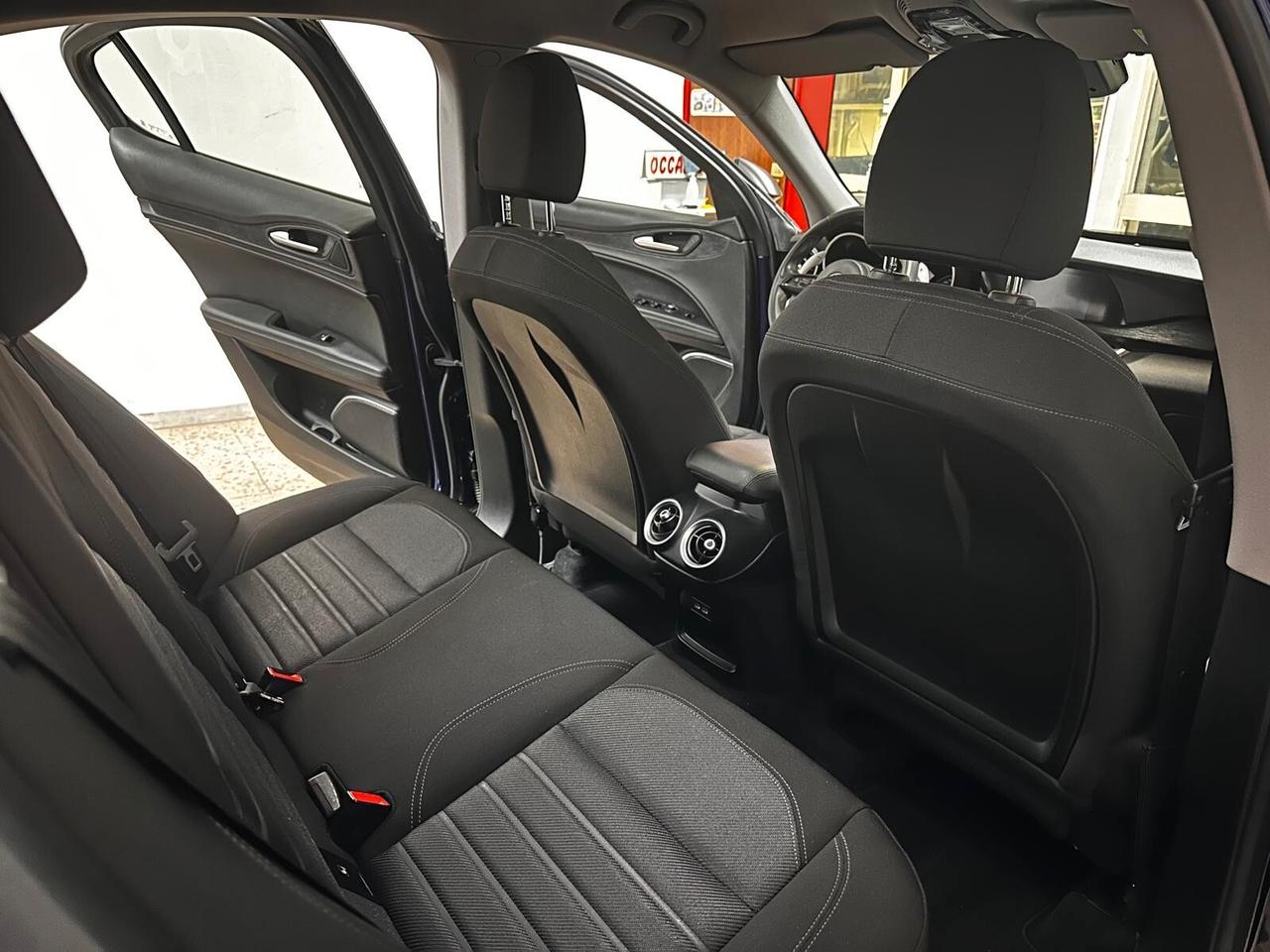 Alfa Romeo Stelvio 2.2 Turbodiesel 160 CV AT8 RWD Business