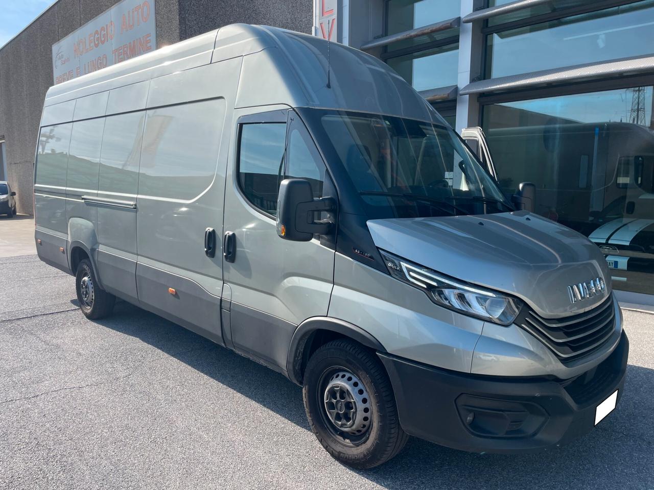 Iveco Daily 35 S18HV 3.0 HPT 175CV PLM-TA