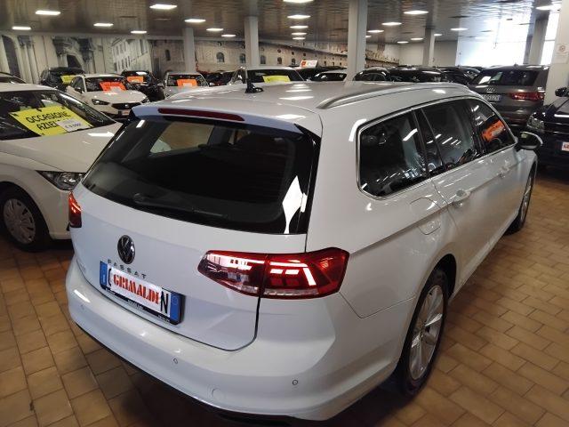VOLKSWAGEN Passat Variant 2.0 TDI SCR EVO DSG Business