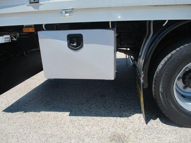 Iveco Daily 70C17 3000 170CV E5 CENTINA DA 4.50 M