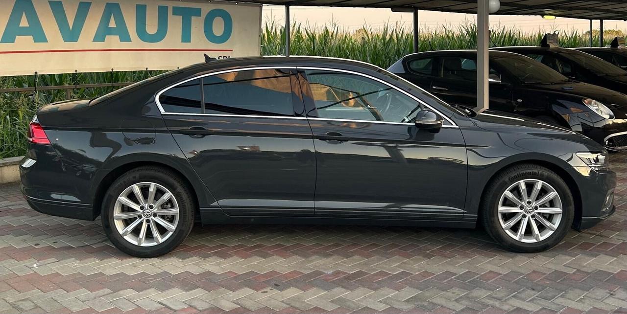 Volkswagen Passat 1.6 TDI SCR DSG Business BMT