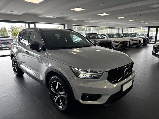 VOLVO XC40 2.0 D3 150 CV Geartronic R-design