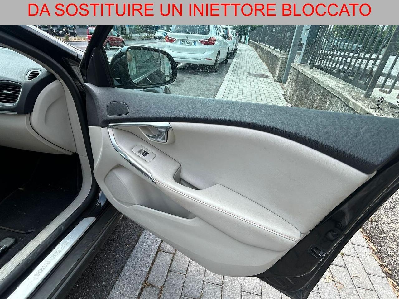 Volvo V40 Cross Country 2.0 d2 geartronic - ANCHE PER NEOPATENTATI