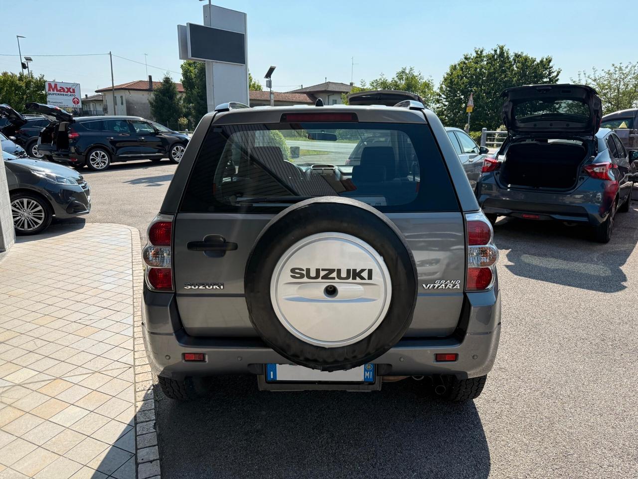 Suzuki Grand Vitara 4x4 1.6 Benzina Neopatentati