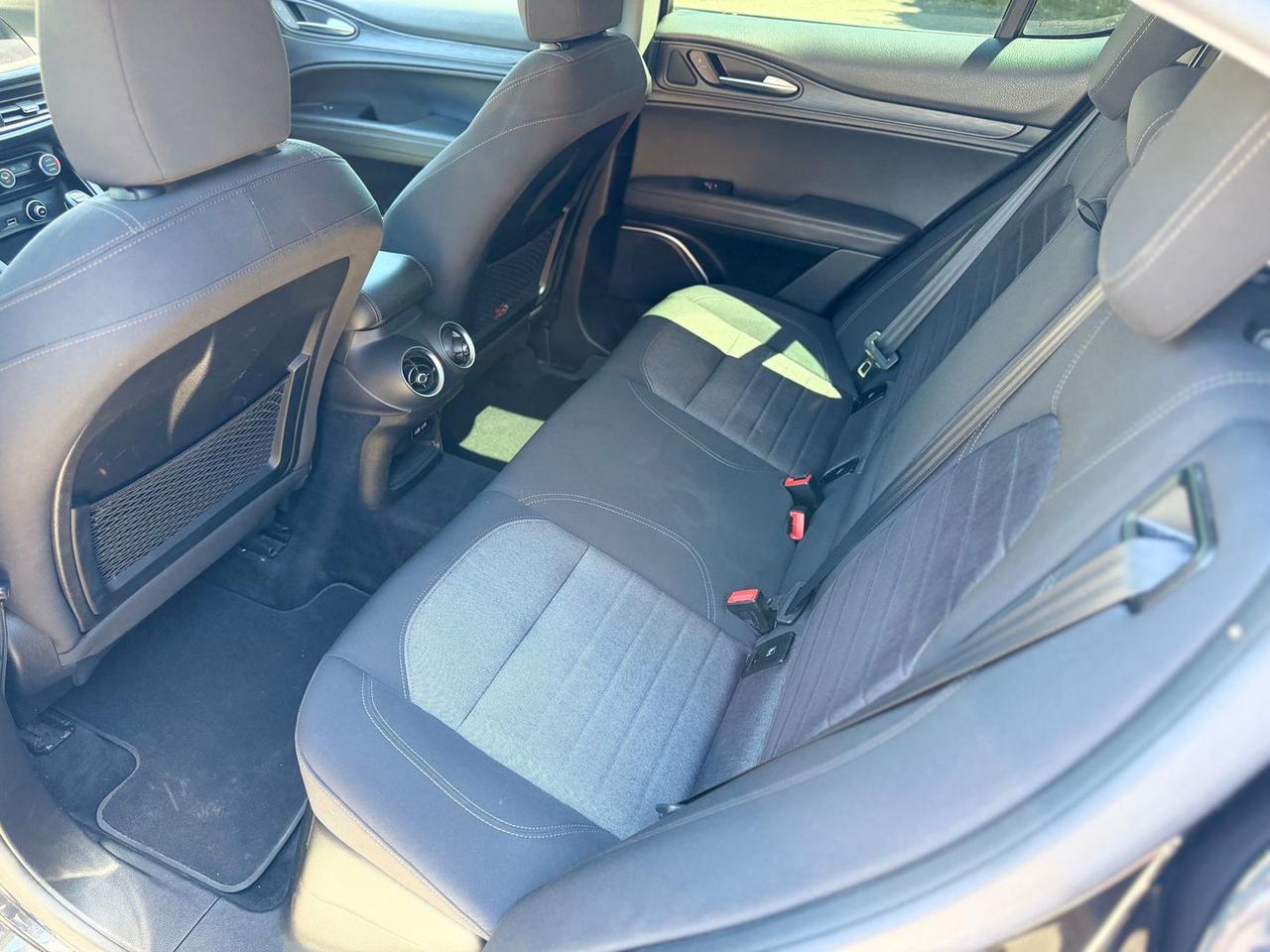 Alfa Romeo Stelvio Executive 2.2 #11317
