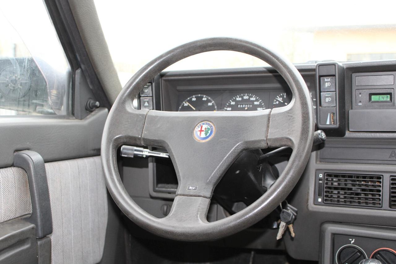 Alfa Romeo 75 1.8 IE