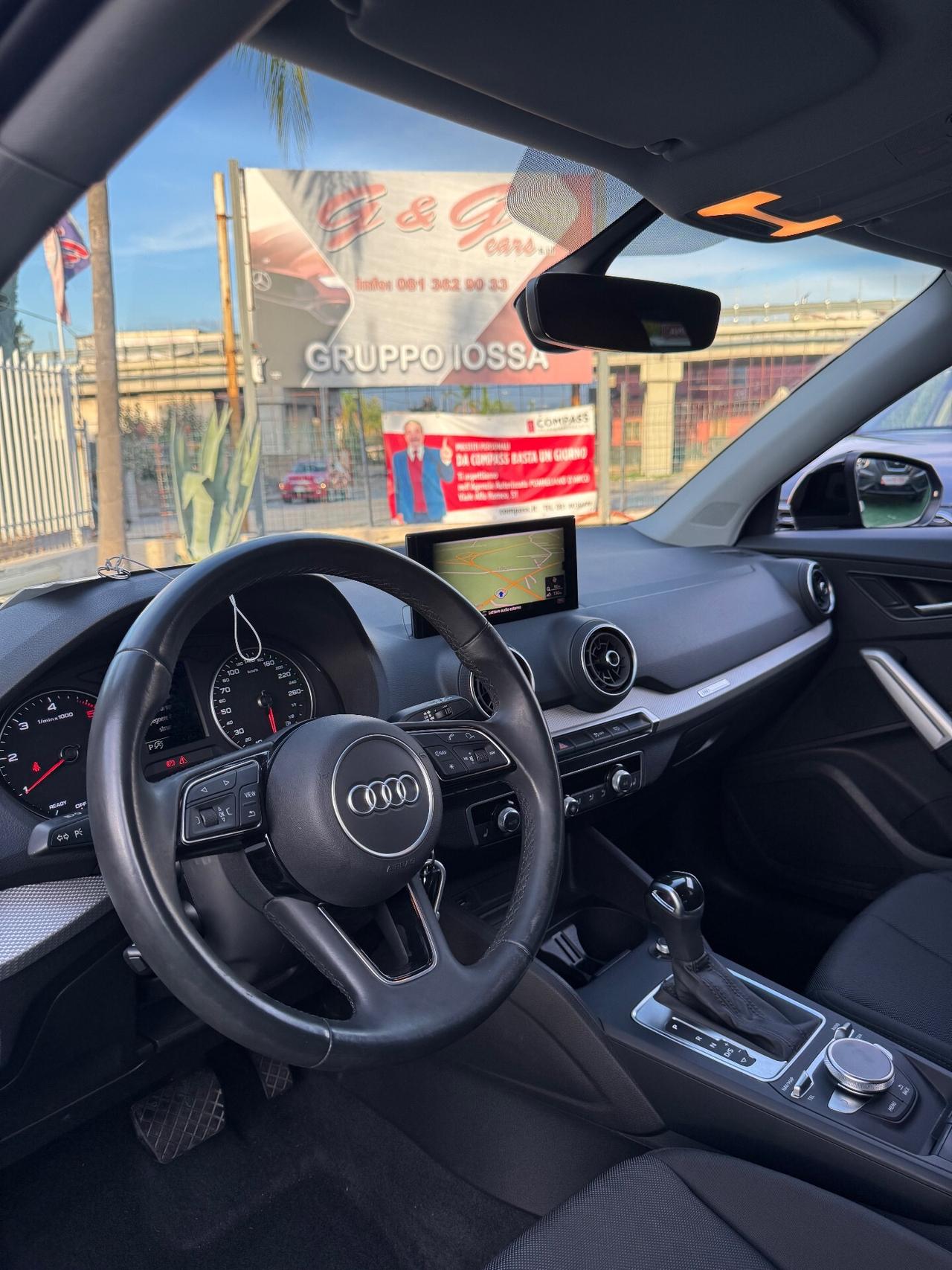 Audi Q2 30 TDI S tronic Identity Black