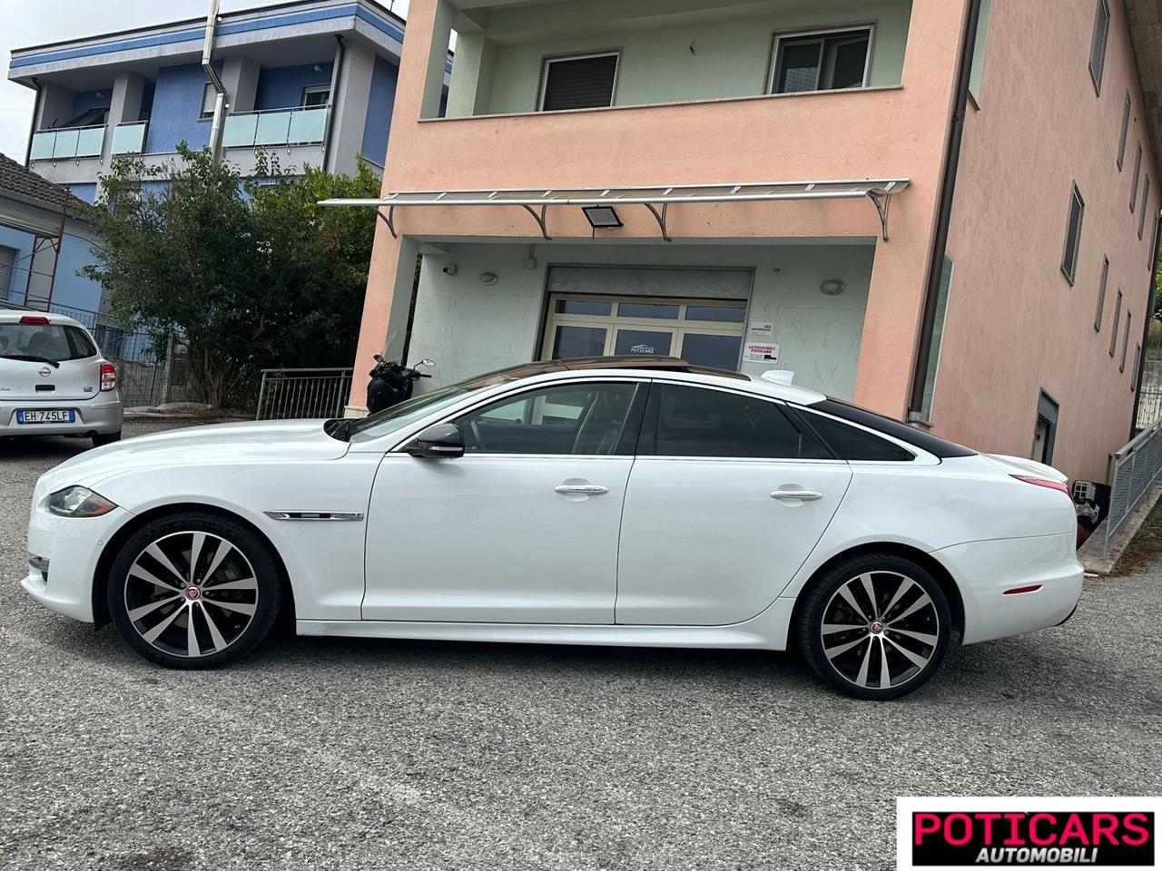 Jaguar XJ 3.0 V6 S/C 340 CV AWD R-Sport