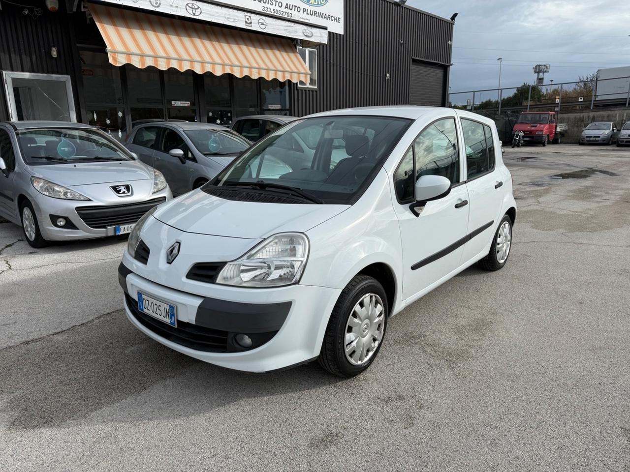 Renault Modus Grand 1.2 16V Dynamique