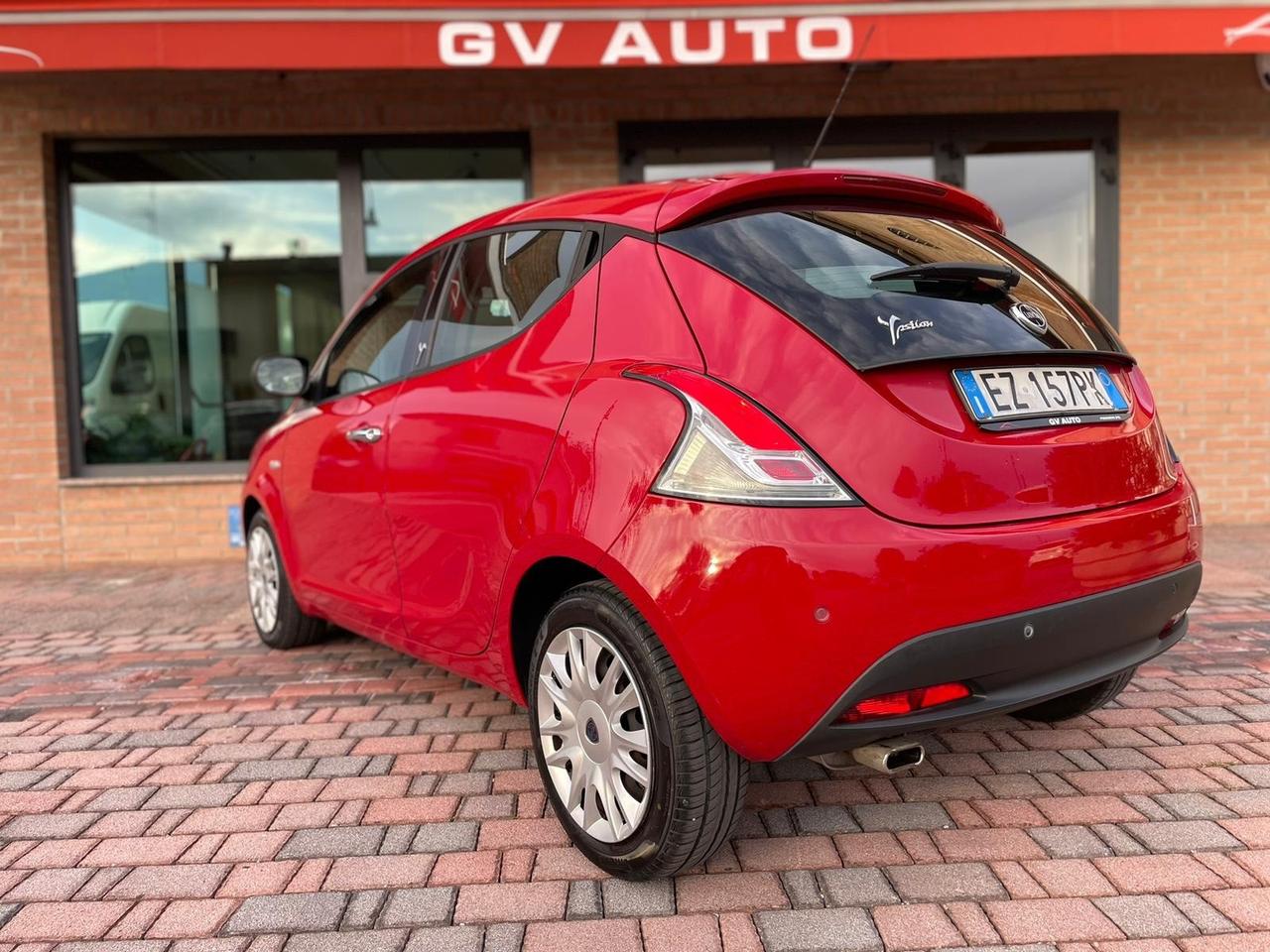 Lancia Ypsilon 1.3 MJT 16V 95 CV 5 porte S&S Gold