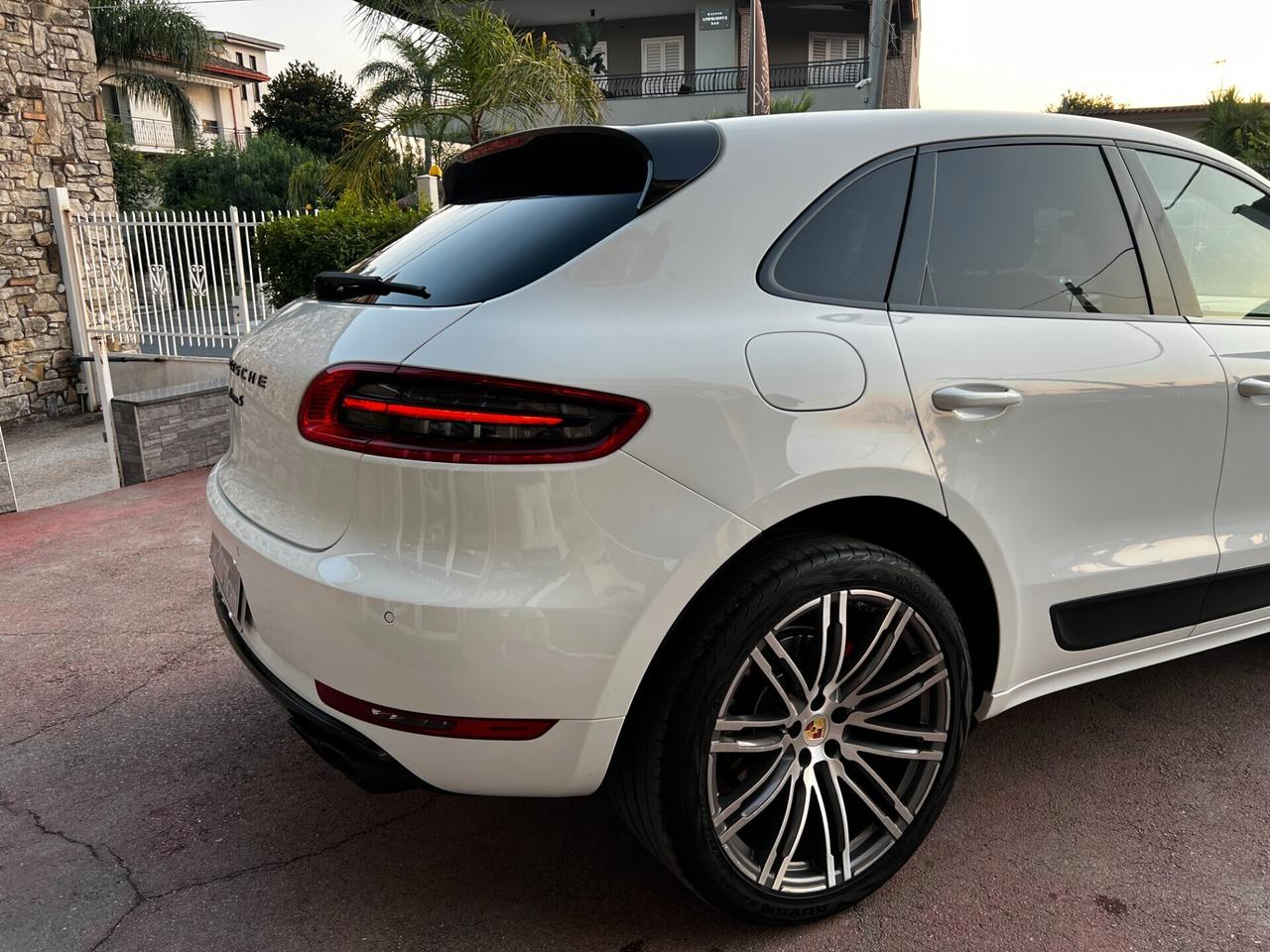 Porsche Macan 3.0 S DIESEL - ALLESTIMENTO GTS