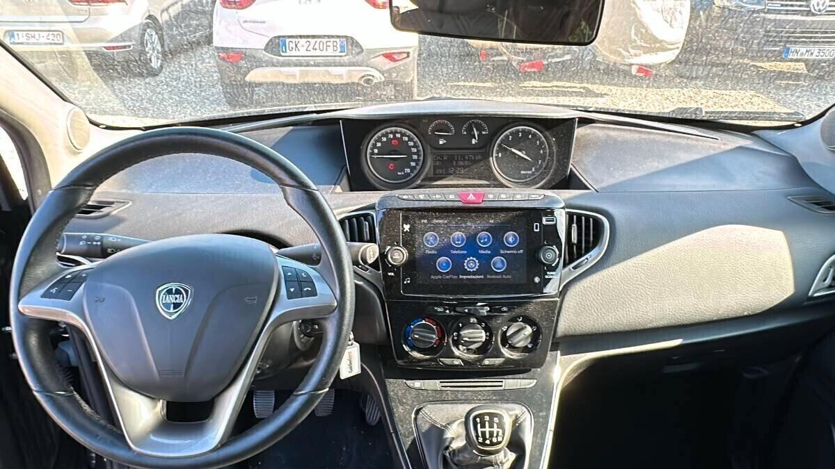 Lancia Ypsilon 1.0cc 70cv S&S Hybryd Gold