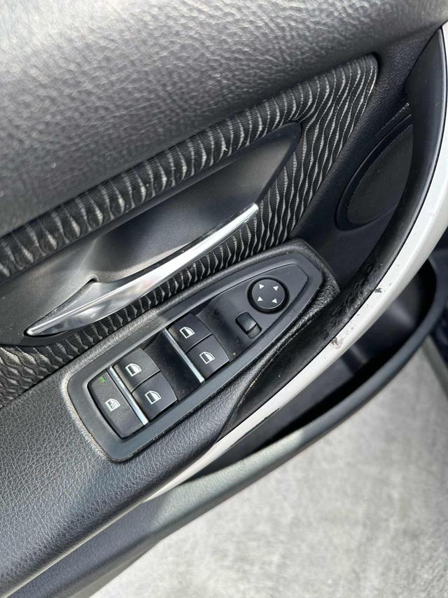 BMW 318 d Touring Business Advantage