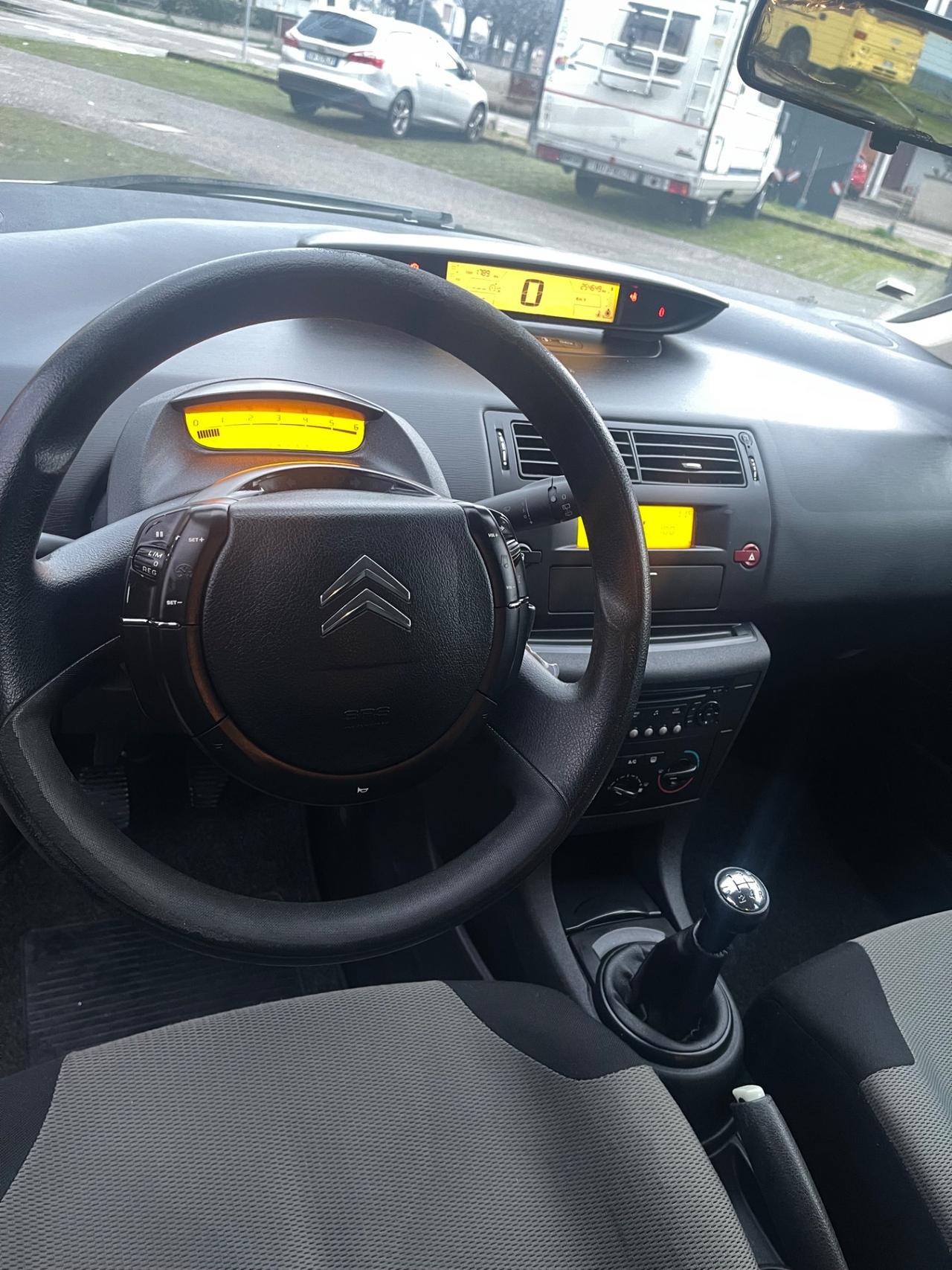Citroen C4 1.6 HDi 90CV Classique
