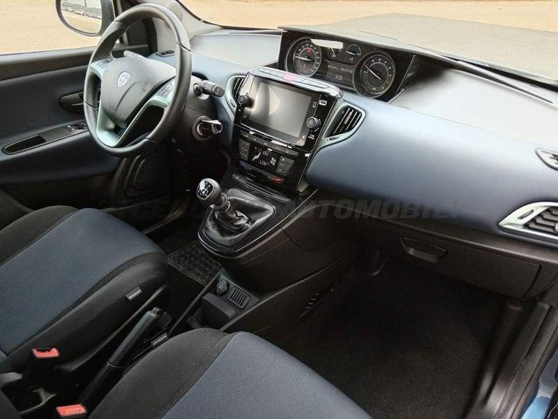 Lancia Ypsilon Ypsilon 1.0 firefly hybrid Platino s&s 70cv