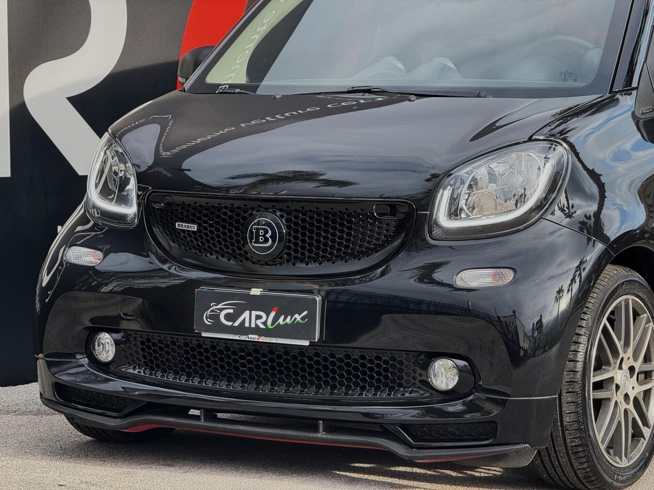 Smart forTwo 0.9 T Brabus Xclusive 109CV Twinamic