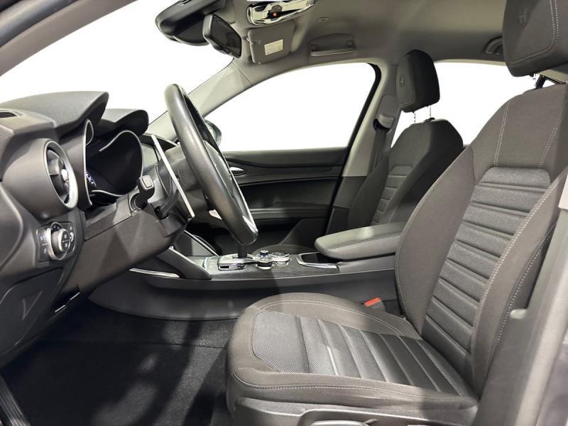 Alfa Romeo Stelvio 2.2 Turbo Business Q4 AT8