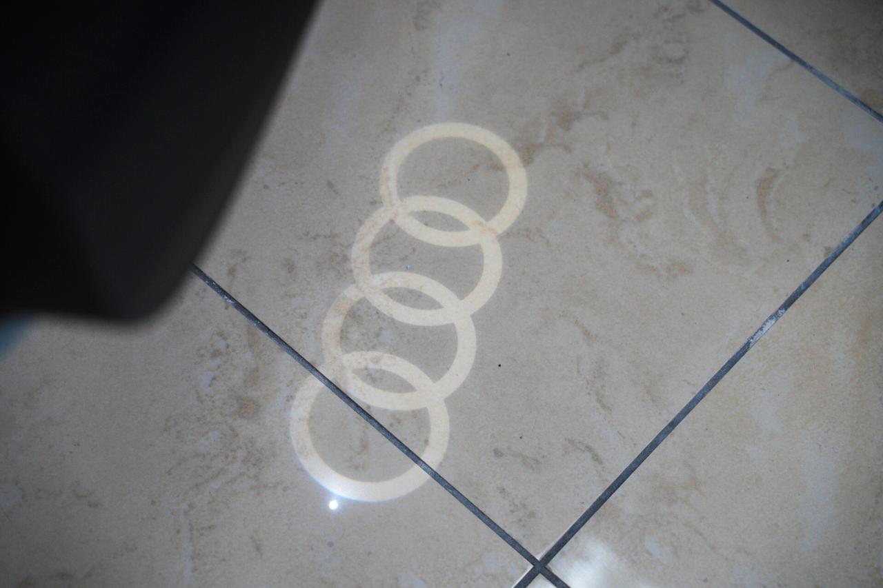 Audi Q2 35 TDI S tronic Identity Black