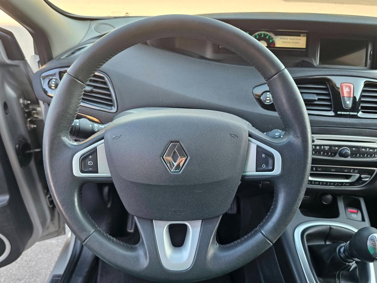 RENAULT SCENIC XMOD 1.6DCI 130CV LUXE
