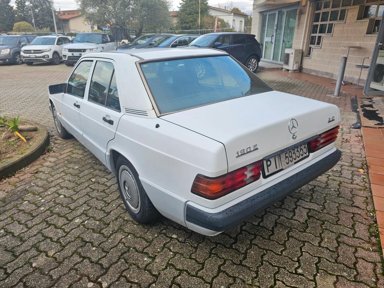 Mercedes-benz 190 mercedes benz2010 10 190 E 205