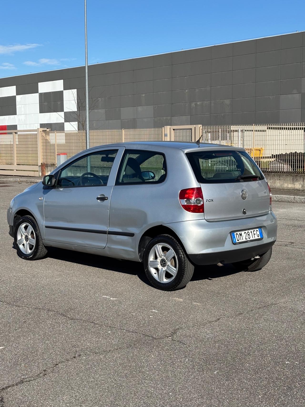 Volkswagen Fox 1.2 BENZINA