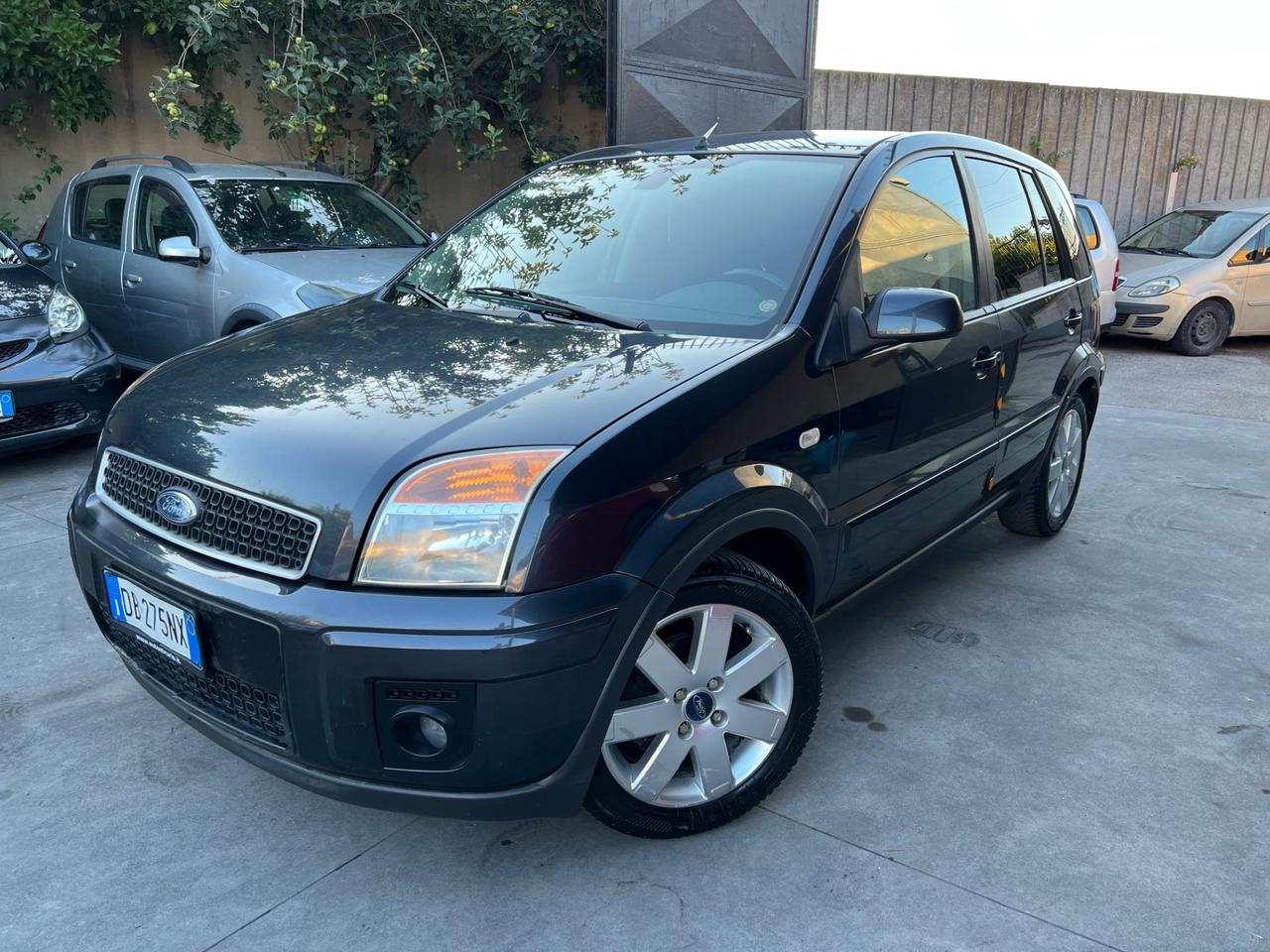Ford Fusion 1.6 TDCi 5p. Collection