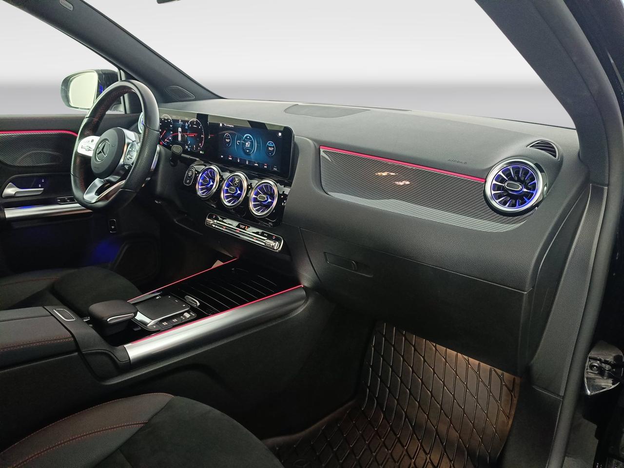 Mercedes-Benz GLA-H247 2020 - GLA 180 d Premium auto