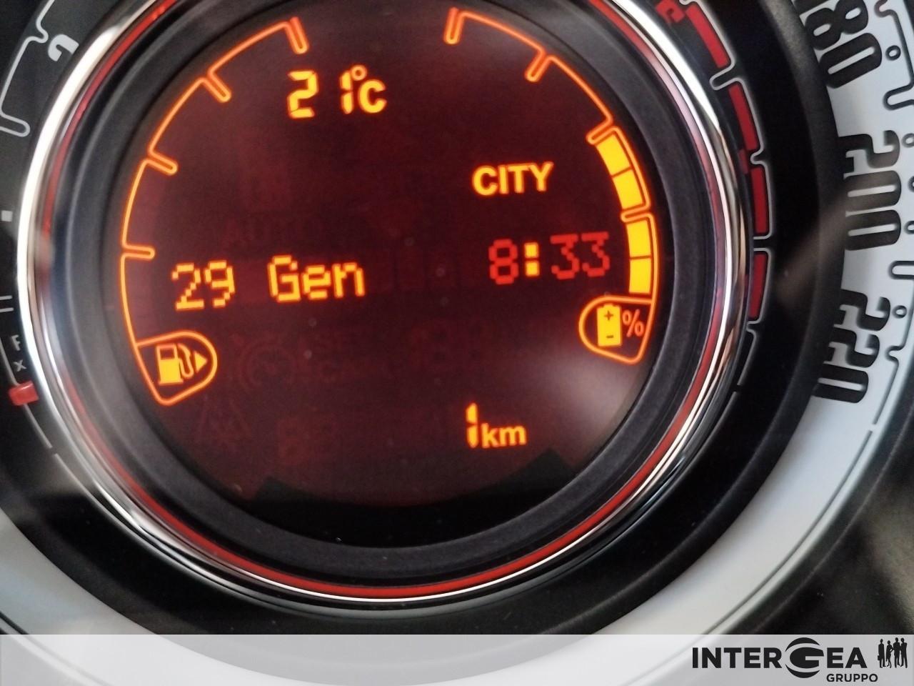 FIAT 500C 1.0 hybrid 70cv