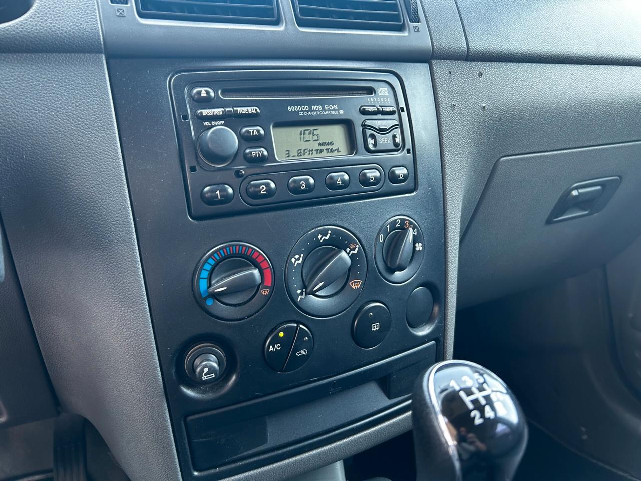 Ford Transit Connect Tourneo 200S 1.8 TDCi VETTURA