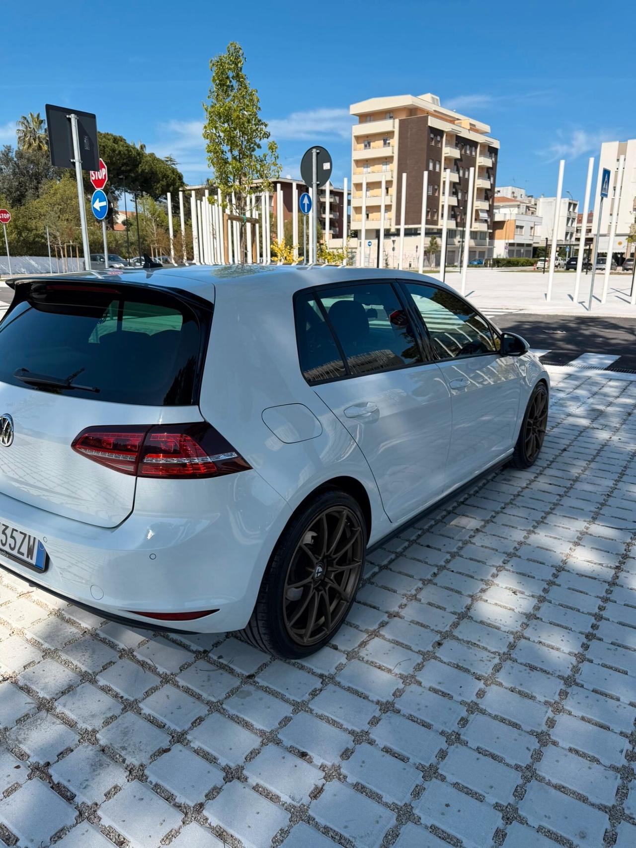 Volkswagen Golf GTD 2.0 TDI 5p. BlueMotion Technology