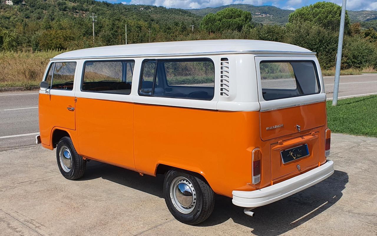 Volkswagen T2 (9 Posti)