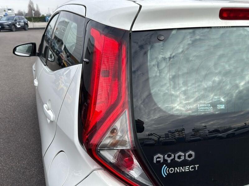 Toyota Aygo Aygo Connect 1.0 VVT-i 72 CV 5 porte x-fun