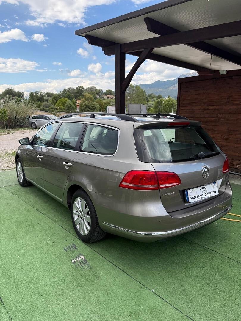 VOLKSWAGEN PASSAT 7" SERIE