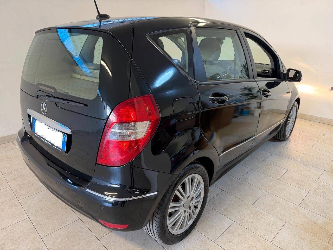 Mercedes-benz A 160 CDI AUTOMATICA Premium TAGLIANDATA NEOPATENTATI