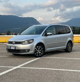 Volkswagen Touran TDI DSG Comfortline 7 POSTI