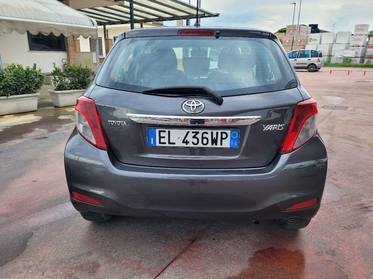 TOYOTA - Yaris - 1.0 3 porte Lounge