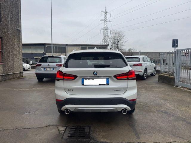 BMW X1 sDrive18d xLine Plus
