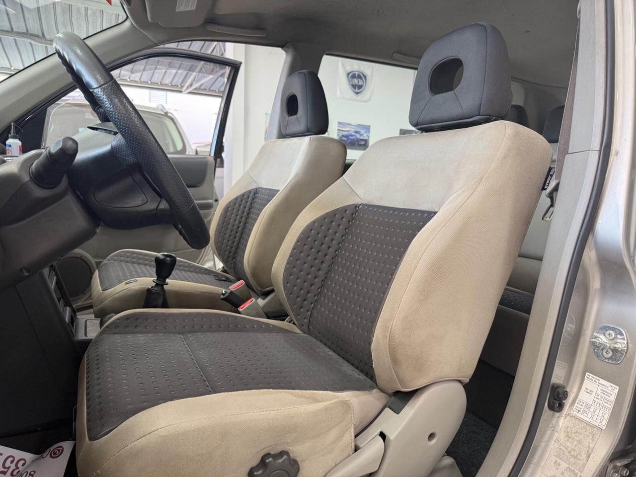 Nissan X-Trail 4x4 elegance