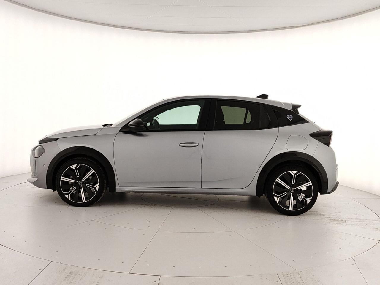 Lancia Ypsilon Hybrid e-DCT LX