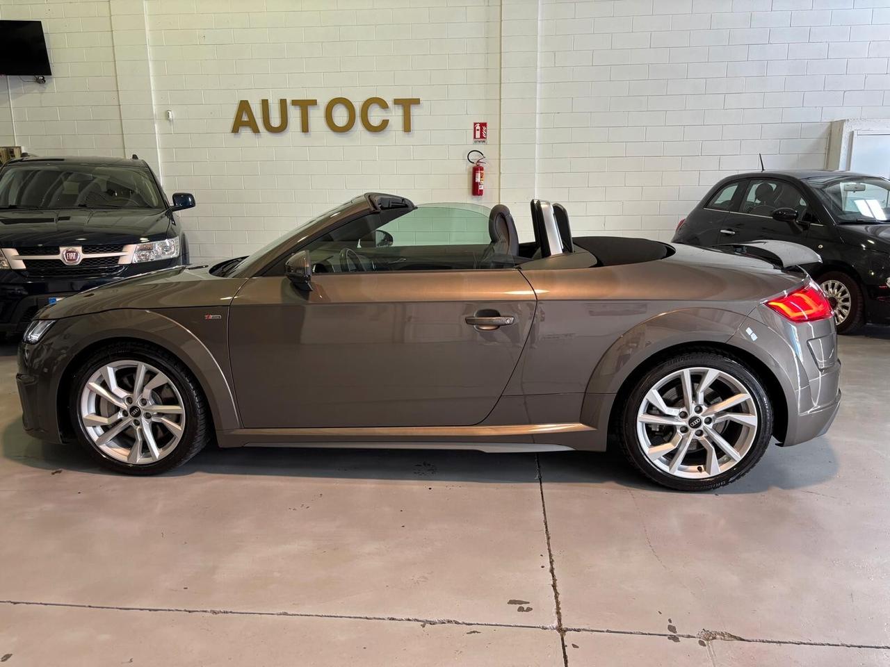 Audi TT Coupé 45 TFSI quattro S tronic S-LINE