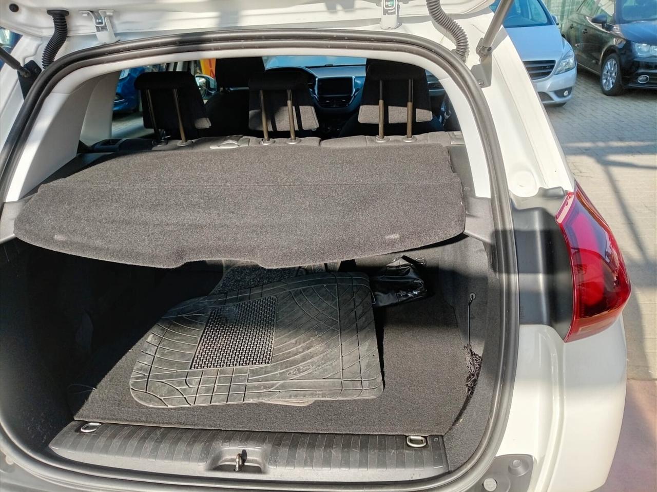 Peugeot 2008 PureTech 82 Allure