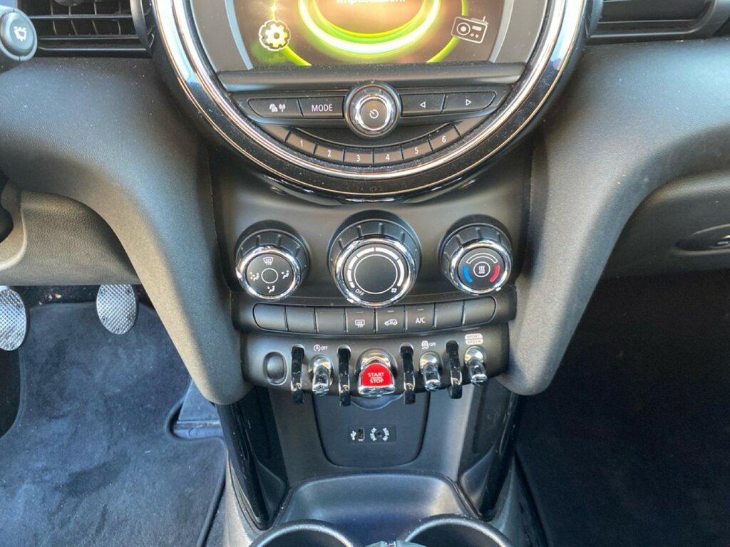 Mini Cooper D Cabrio 1.5 Cooper D