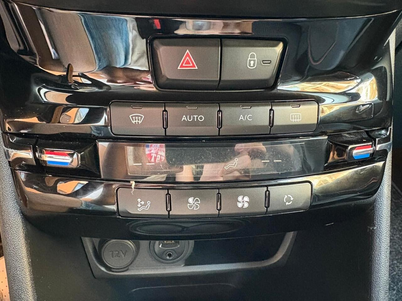 Peugeot 208 BlueHDi 120 S&S 5 porte GT Line