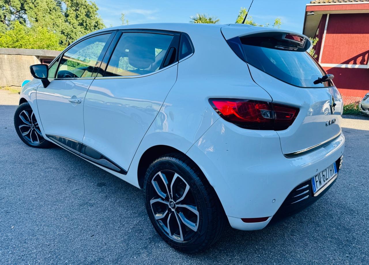 Renault Clio Sporter dCi 8V 75 CV Moschino Intens