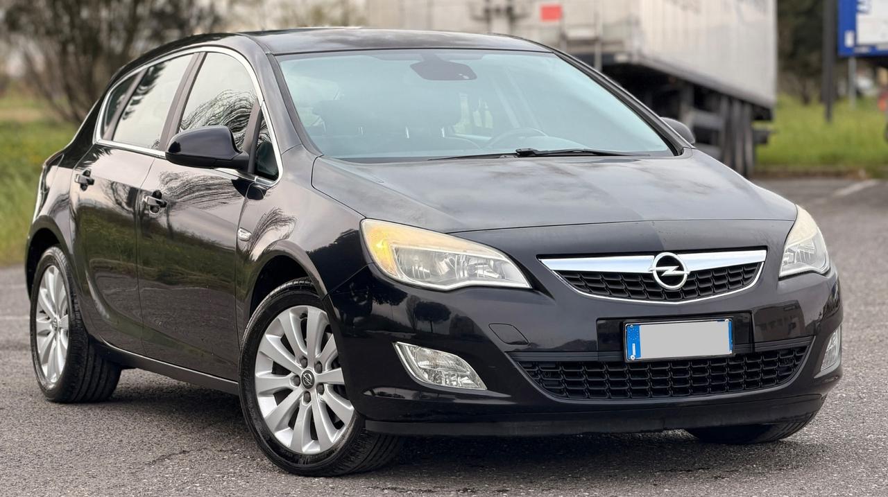 Opel Astra 1.7 CDTI 125CV 5 porte Cosmo