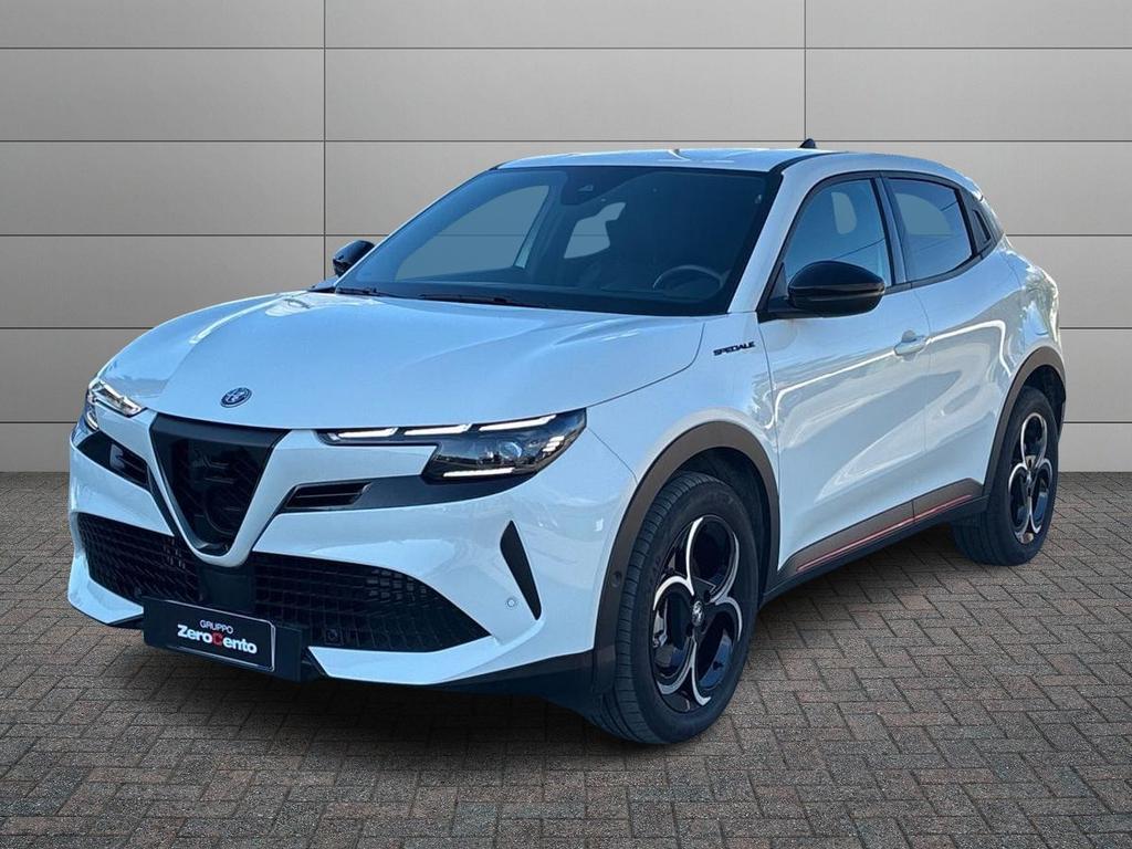 Alfa Romeo Junior 1.2 ibrida Speciale 145cv edct6