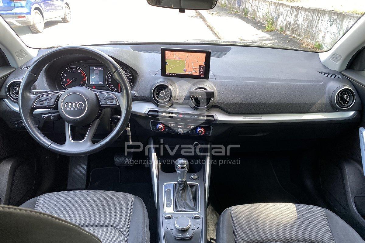 AUDI Q2 35 TFSI S tronic Business